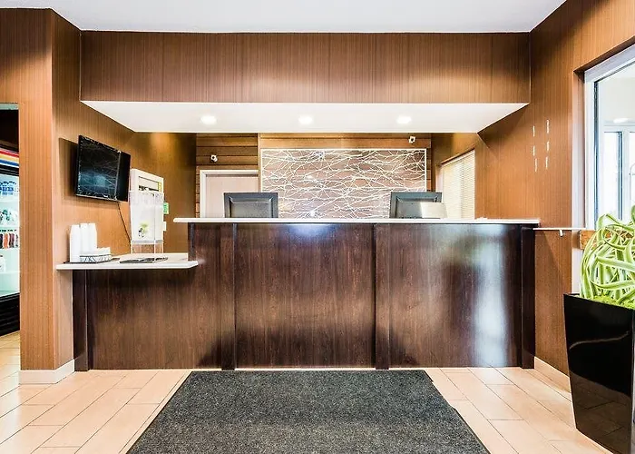 Hotel Wingate By Wyndham 3*