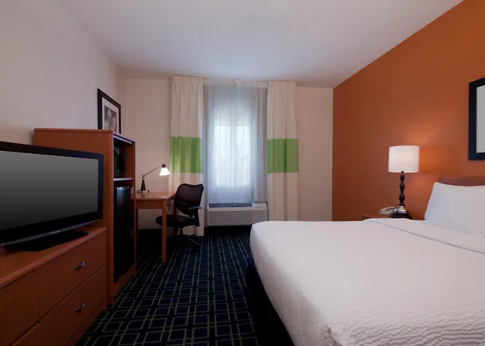 Wingate By Wyndham Hotel 3*