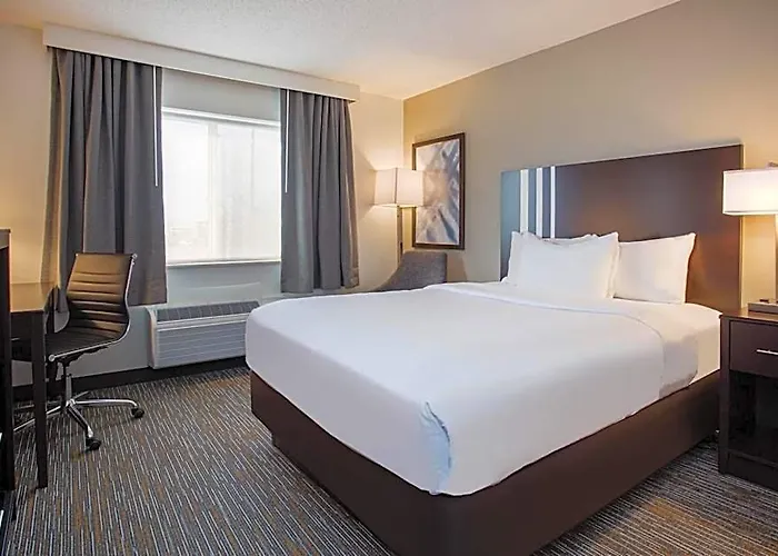 Hotel Wingate By Wyndham Gurnee