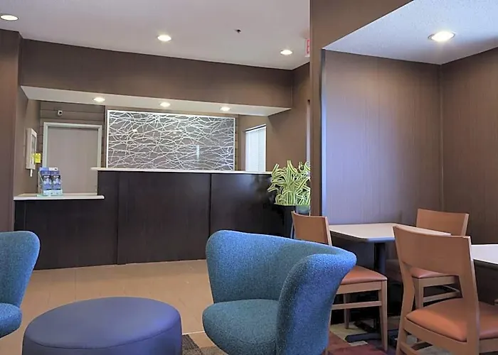 Wingate By Wyndham Hotel