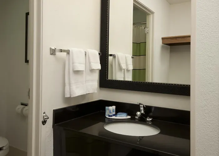 Hotel Wingate By Wyndham 3*