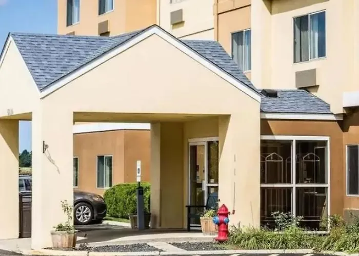 Hotel Wingate By Wyndham 3*