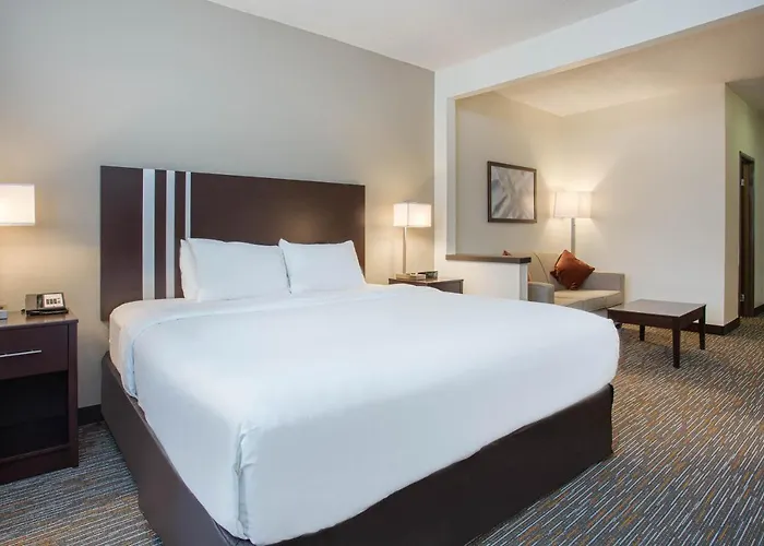 Wingate By Wyndham 3*